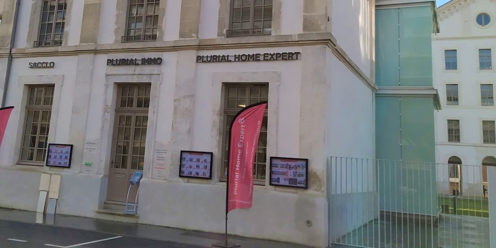 Devanture de l'agence Plurial Home Expert de Reims